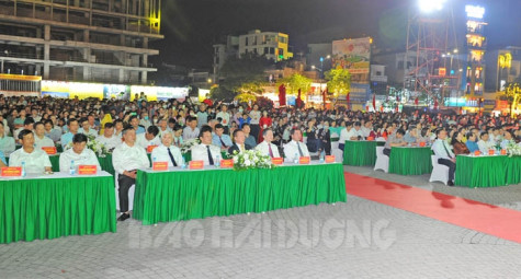 Hải Dương khai trương phố đi bộ, chợ đêm Bạch Đằng