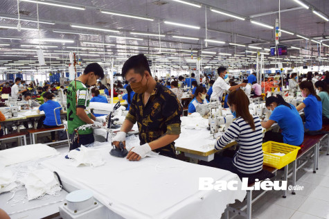Giá điện tăng: Doanh nghiệp chồng chất nỗi lo!