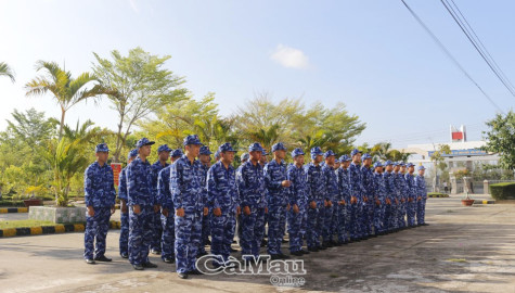 Xây dựng doanh trại chính quy, xanh - sạch - đẹp