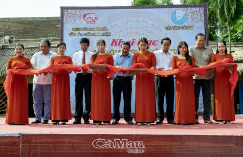 Trưng bày di sản văn hóa Chăm Ninh Thuận