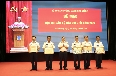 Bộ Tư lệnh Vùng Cảnh sát biển 4: Tổ chức thành công hội thi cán bộ Hải đội giỏi năm 2023