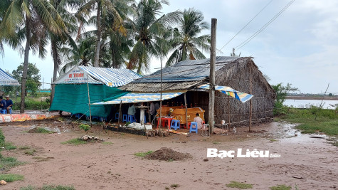 Tắm ao lúc trời mưa to, 2 trẻ em bị đuối nước thương tâm