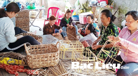Hội LHPN xã Châu Thới: Ra mắt Tổ hợp tác đan lát ấp Nhà Việc