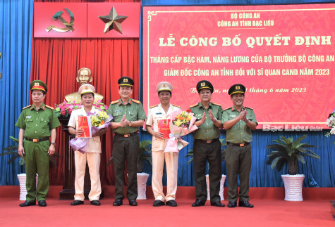 Hơn 600 cán bộ, chiến sĩ Công an Bạc Liêu được thăng cấp hàm năm 2023