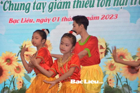 Nở rộ các lớp năng khiếu hè