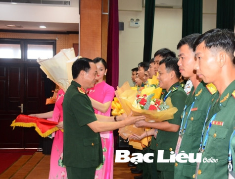 Tổng cục Chính trị Quân đội nhân dân Việt Nam: Gặp mặt các điển hình tiên tiến Quân đội