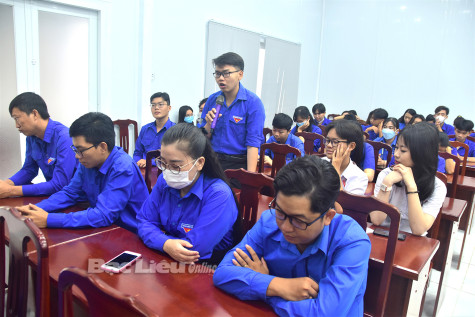 Khơi dậy khát vọng cống hiến, lẽ sống cao đẹp trong thanh niên