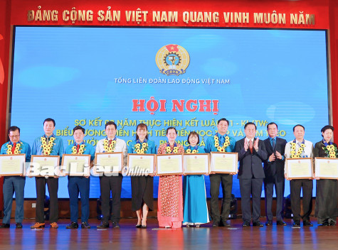 Công đoàn cơ sở Trường THCS Võ Thị Sáu: Học và làm theo Bác từ những việc làm thiết thực