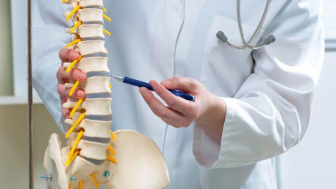 Thoái hóa cột sống lưng: Tiềm ẩn nhiều nguy hiểm