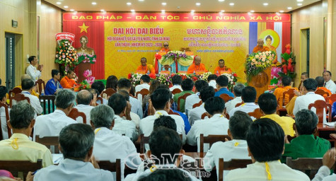 Hoà thượng Thạch Hà được tín nhiệm tái cử chức Hội trưởng Hội Đoàn kết sư sãi yêu nước tỉnh