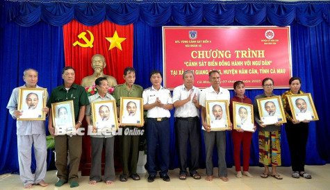 Hải đoàn 42 (Bộ Tư lệnh Vùng Cảnh sát biển 4): Nhiều hoạt động đồng hành với ngư dân huyện Năm Căn
