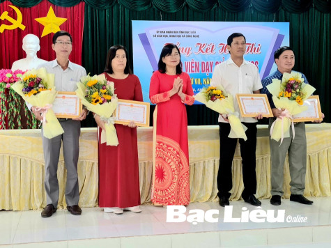 Ngành Giáo dục huyện Hòa Bình: Nâng cao hiệu quả các phong trào thi đua