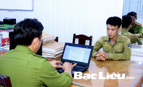 Cảnh báo nạn cướp giật trên phố