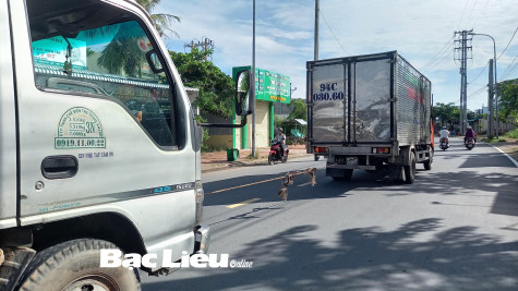 Kéo theo ô tô khác không đảm bảo an toàn