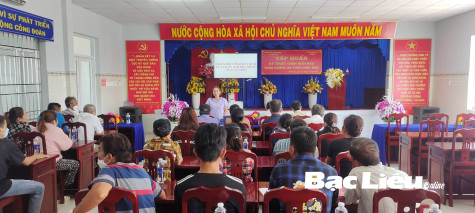 Tập huấn kỹ thuật chăn nuôi heo theo hướng an toàn sinh học