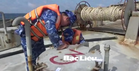 Bộ Tư lệnh Vùng Cảnh sát biển 4: Bắt giữ tàu vận chuyển khoảng 250.000 lít dầu DO trái phép