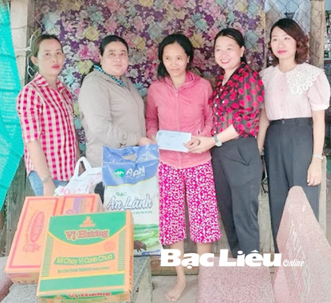 Hội LHPN huyện Hòa Bình: Hỗ trợ hội viên vượt qua khó khăn