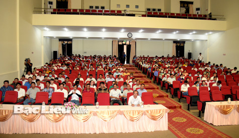 Gần 400 học viên ngoài Đảng được học tập, quán triệt các Nghị quyết, Kết luận của Trung ương