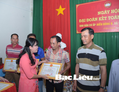 Xây dựng đời sống văn hóa: Tạo thế cho TP. Bạc Liêu phát triển lên đô thị loại I