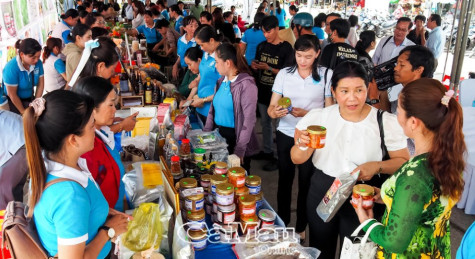 Phụ nữ sáng tạo khởi nghiệp, phát triển sản phẩm OCOP