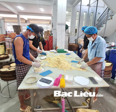 An toàn thực phẩm tại các cơ sở sản xuất bánh Trung thu