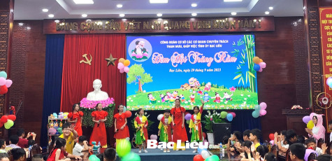 Công đoàn cơ sở các cơ quan chuyên trách, tham mưu, giúp việc Tỉnh ủy: Tổ chức chương trình “Đêm hội trăng Rằm”