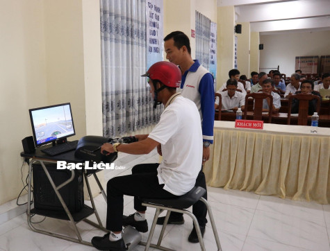 Tập huấn kỹ năng lái xe an toàn cho hơn 100 hội viên nông dân