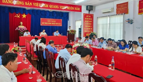 Lãnh đạo ngành đối thoại với doanh nghiệp