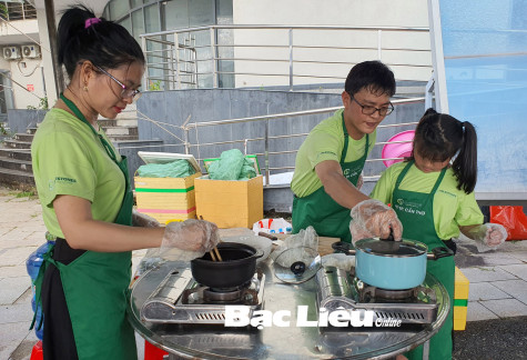 “Chồng luôn đúng, vợ luôn sai”