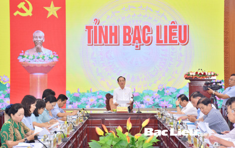 Họp thành viên UBND tỉnh: Đóng góp ý kiến vào các dự thảo văn bản