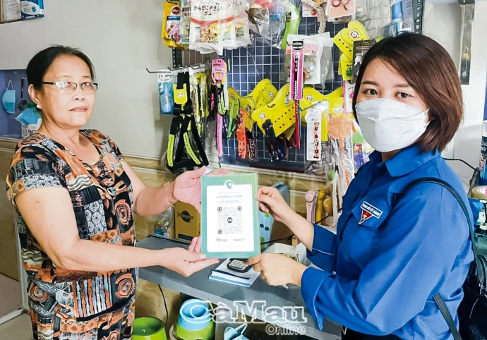 Phát triển tiêu dùng số