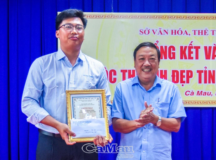 Trao giải Cuộc thi "Ảnh đẹp Cà Mau"