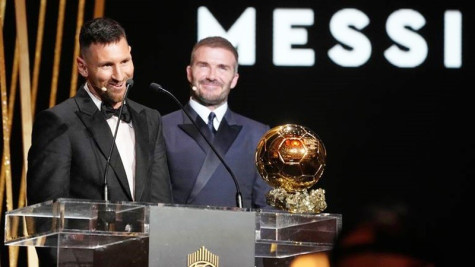 Messi nối dài kỷ lục với Quả bóng vàng thứ 8