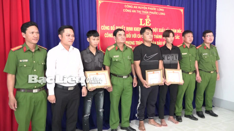 Công an tỉnh: Khen thưởng 3 cá nhân có thành tích trong phong trào Toàn dân bảo vệ an ninh Tổ quốc
