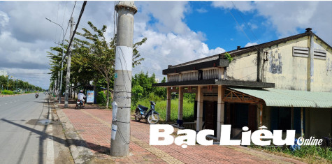 Nâng lộ, nhà biến thành… hầm