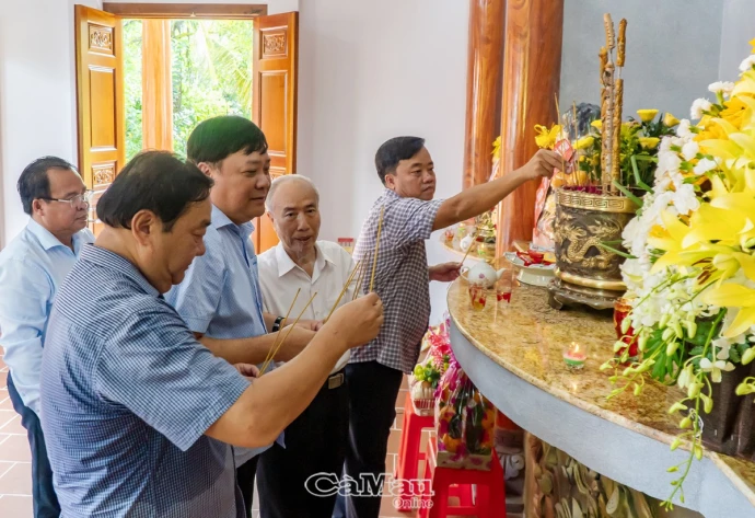Khánh thành Nhà tưởng niệm Cái Nhúc - Tân Thành