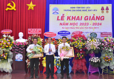 Trường Cao đẳng nghề Bạc Liêu: Khai giảng năm học 2023 - 2024 và đón 300 tân học sinh - sinh viên