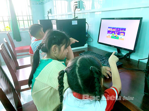 Quản lý trẻ vị thành niên tham gia mạng xã hội: Phụ huynh cần tỉnh táo để có giải pháp phù hợp