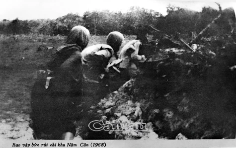 Trận dánh bao vây bức rút Chi khu Năm Căn năm 1968