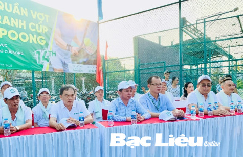 Trên 300 vận động viên tham gia Giải quần vợt ngành Y tế khu vực Đồng bằng sông Cửu Long