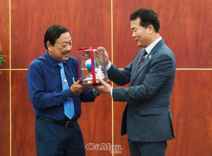 Thắt chặt tình hữu nghị, hợp tác giữa Cà Mau và Jeollabuk