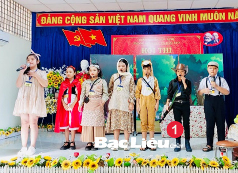 Ngành Giáo dục huyện Hòa Bình: Thú vị Hội thi​ Kể chuyện bằng tiếng Anh