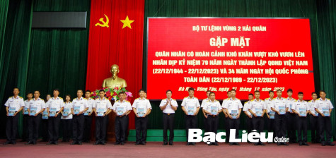 Vùng 2 Hải quân: Gặp gỡ quân nhân có hoàn cảnh khó khăn vượt khó vươn lên