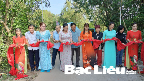 Huyện Vĩnh Lợi, Đông Hải: Đưa vào sử dụng nhiều cầu giao thông nông thôn