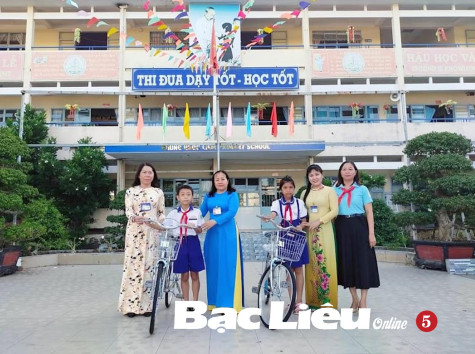 Ngành Giáo dục TP. Bạc Liêu: Hưởng ứng tích cực cuộc vận động “Xe đạp khăn quàng đỏ”