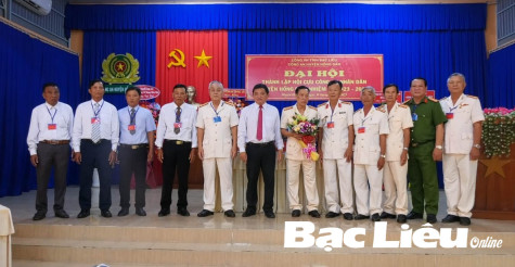 Đại hội thành lập Hội Cựu Công an nhân dân huyện Hồng Dân thành công tốt đẹp