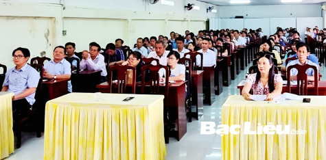 Gần 700 cán bộ quản lý, giáo viên được tập huấn các giải pháp đáp ứng yêu cầu thi tốt nghiệp THPT năm 2024