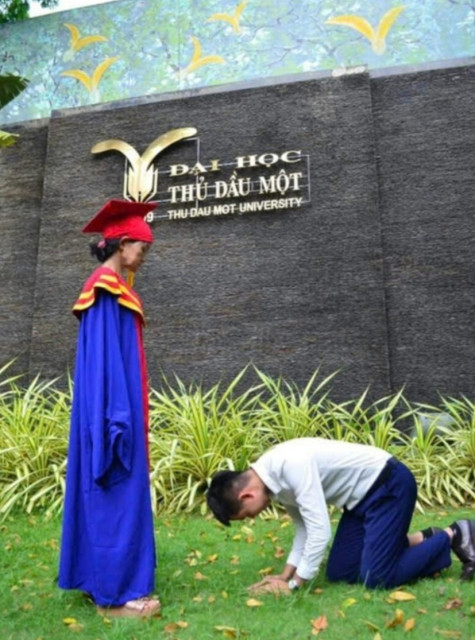 Công cha, nghĩa mẹ…