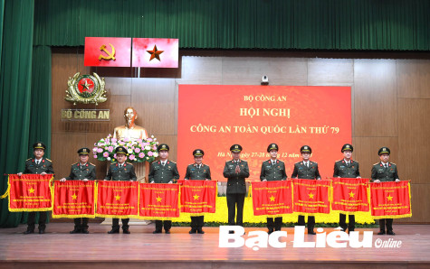 Xứng đáng đơn vị dẫn đầu phong trào thi đua Vì an ninh Tổ quốc