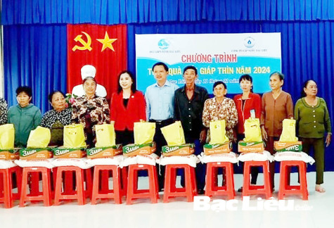 Thực hiện tốt chính sách xã hội, cải thiện đời sống nhân dân